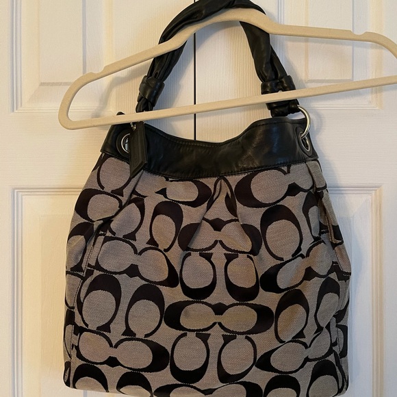 Coach Tote Bag, Like New - Picture 3 of 4